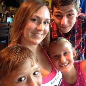 Meet your Posher, Gabby